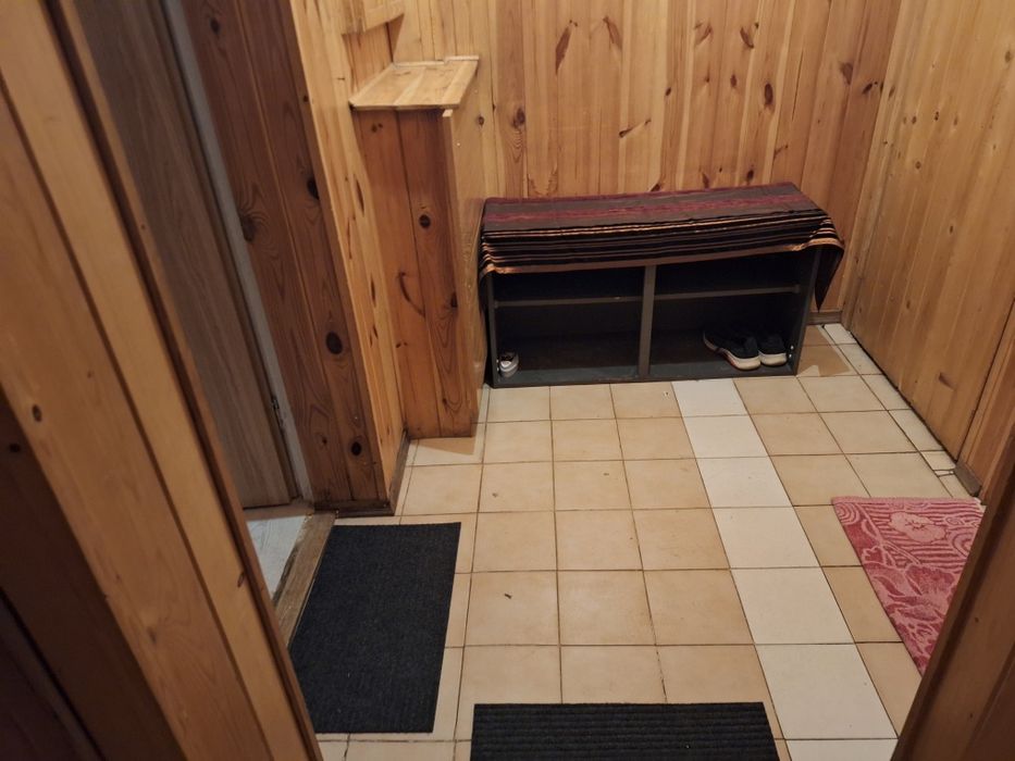 kondygnację 2 pokoje
Do wynaj