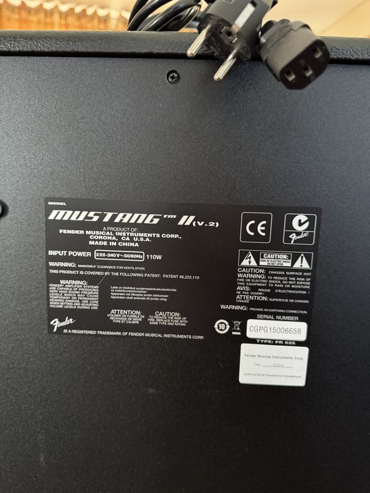 Amplificador Fender Mustang ll (40W)