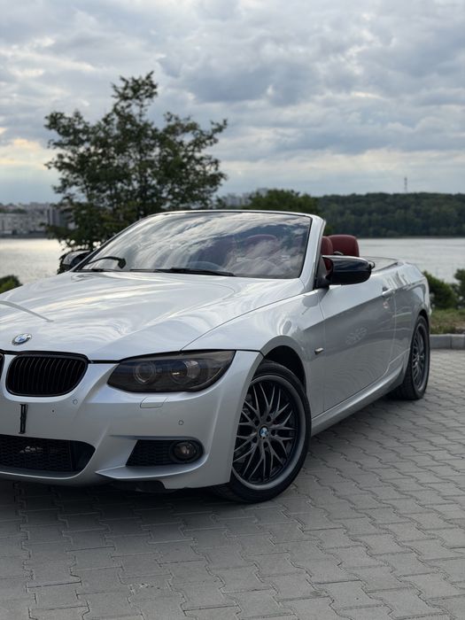 Продам BMW бмв e93 n52b30