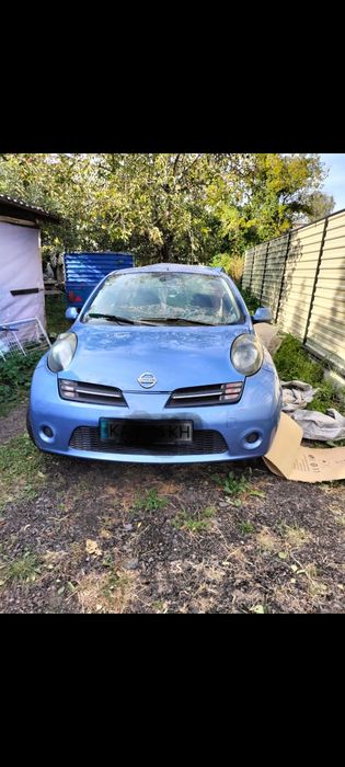 Нісан мікро 2003