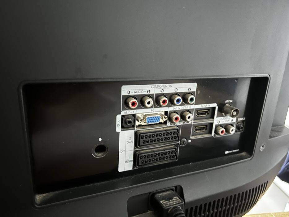 Vende-se televisão Samsung LE40A552P3R 40’