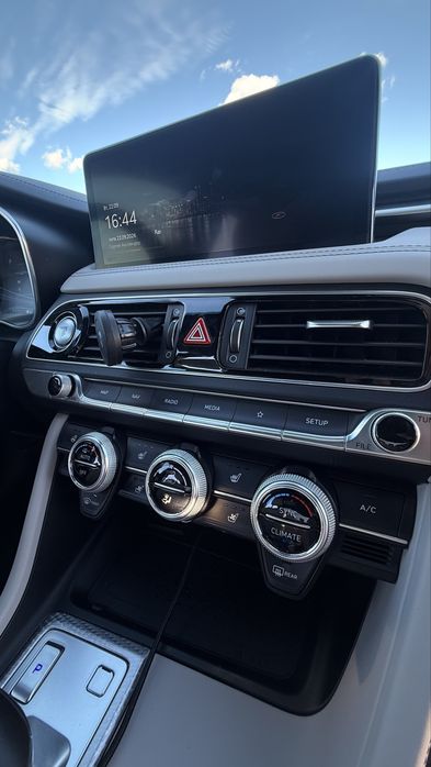 Genesis G70 3.3 Twin-Turbo