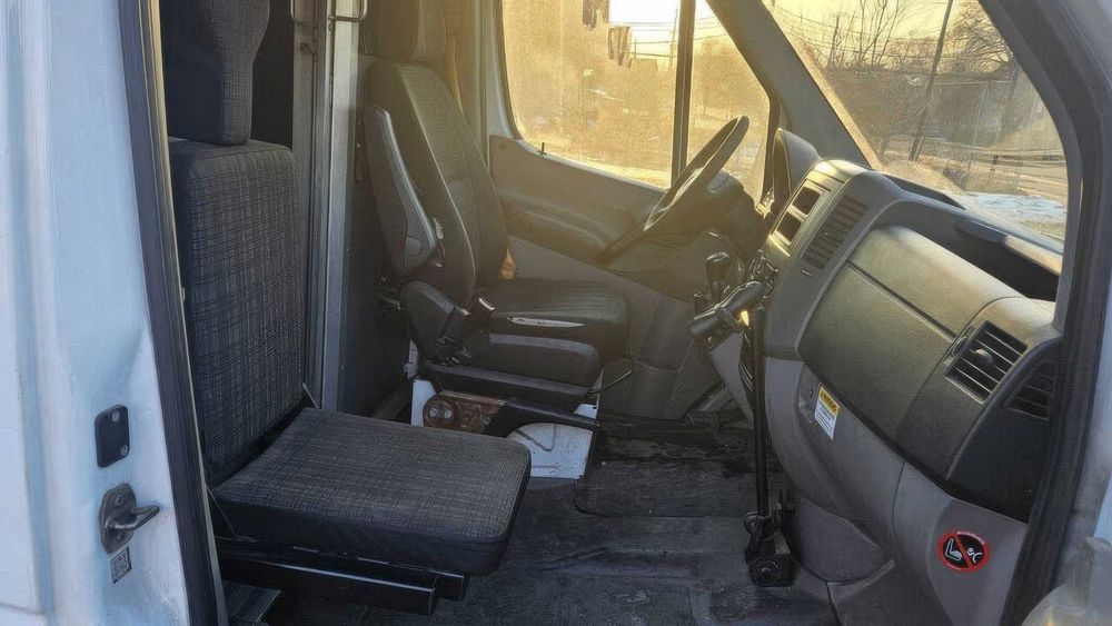 Mercedes-Benz Sprinter 2500      2016