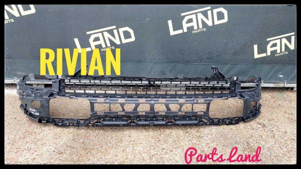 Молдинг переднього бамперу глянець Rivian R1S R1T PT00015369