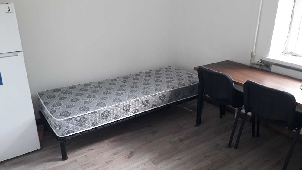 Центр. Район Панкрат-го моста сдам гостиничний номер с удобствами