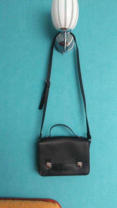 продам сумочки новые