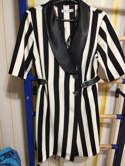 Нарядне плаття піджакL-XL