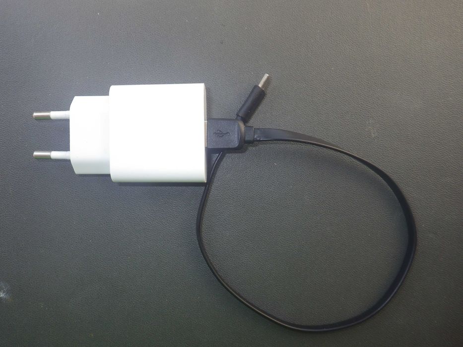 Зарядний пристрій MDY-09-EW 5V/2A White ORIGINAL + шнур