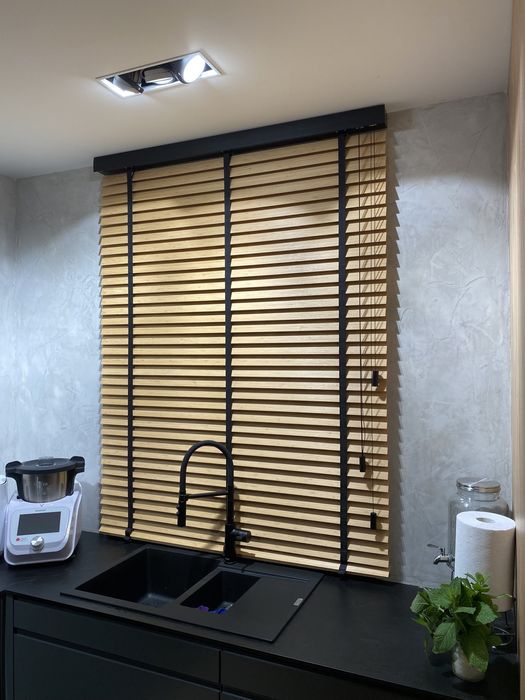 Żaluzje drewniane 25 i 50 mm