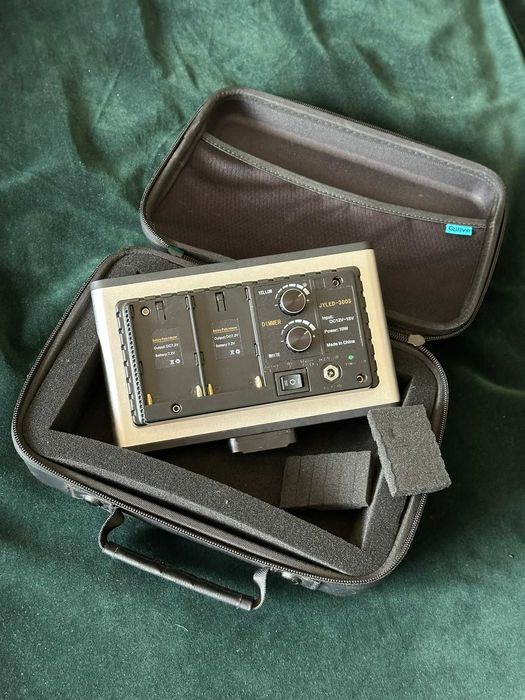 Neewer LED 280 Bi-color Regulável | 3200 a 5600K | CRI95+ | Como Novo!64752311001986121