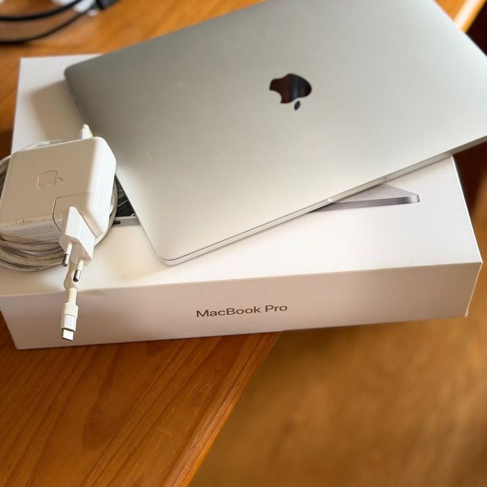 MacBook Pro 13" i5