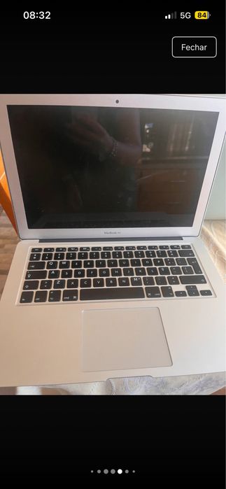 Macbook Air 13” (Apple)