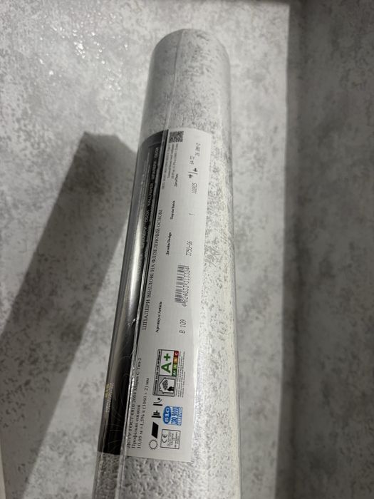 Влагостойкие славянские(светло-серые) обои, рулон