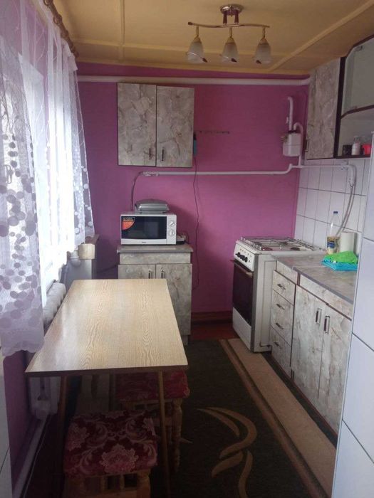 Здаються місця в квартирі для студенток ОА