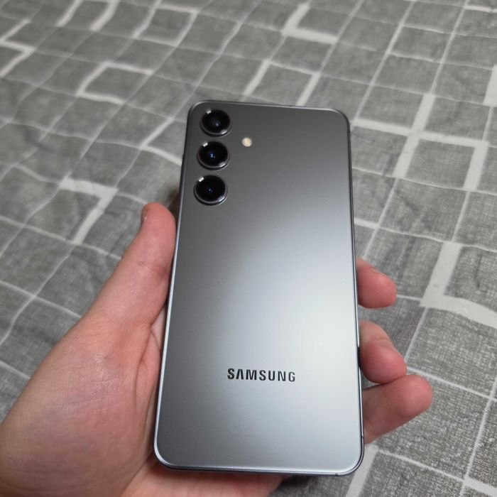 Samsung Galaxy S24 8/256GB (Європа)