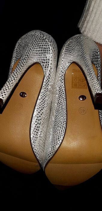 Продаются новые туфли