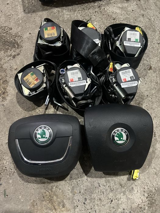 Ремні, паси безпеки для фольцваген гольф 5/ Skoda шкода А5