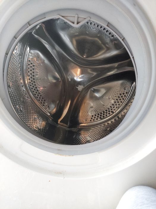 Продам пралку робоча