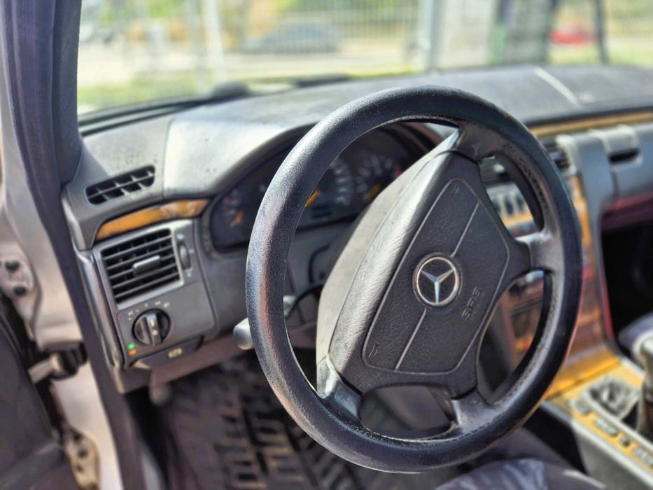 Mercedes E220 CDI Avantgarde SW – 1999