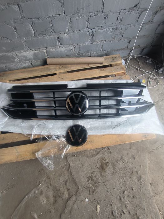 Решітка радіатора знак емблема тігуан 22- 5nn853651szll Tiguan 22-23-2