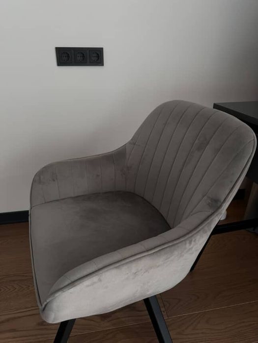 Крісло ONSEVIG .