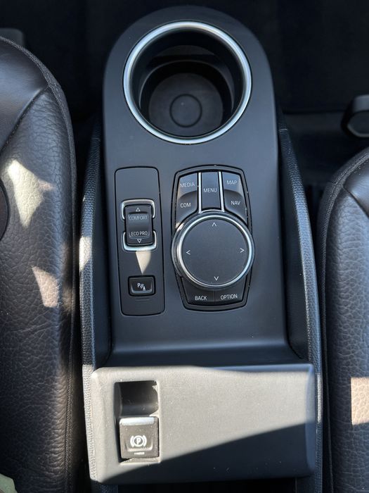 BMW i3 (2018)(33,2kWh)