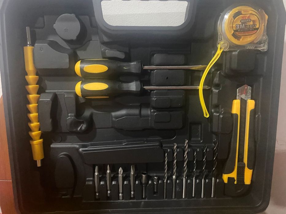 Aparafusadora  de 21v nova