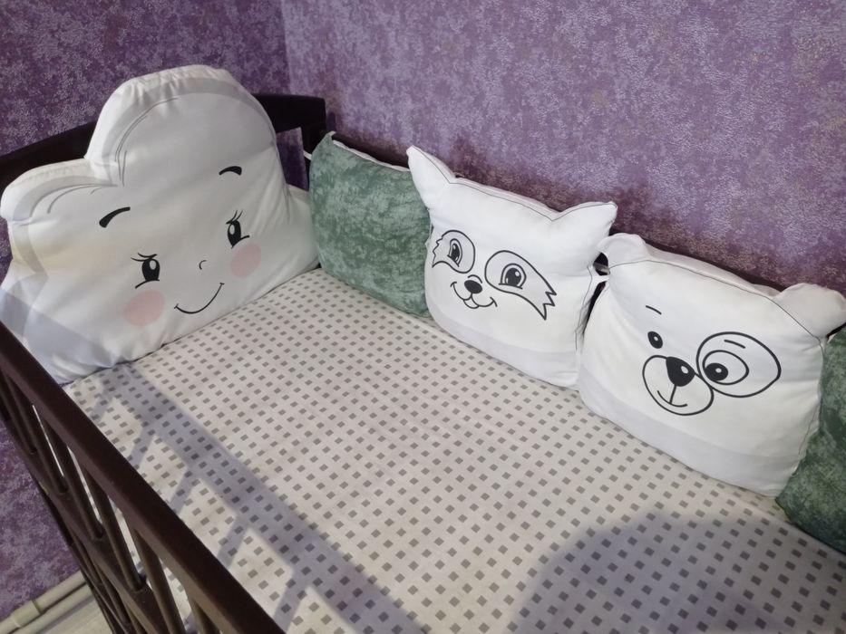 Набір в ліжечко для новонароджених , дитячий постільна білизна 
У комп