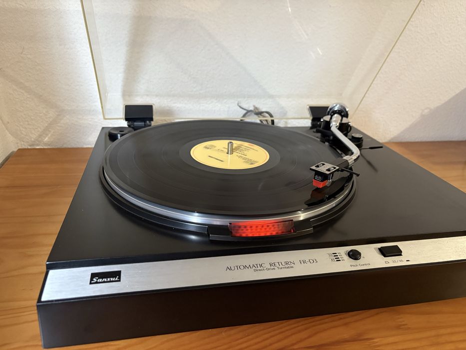 Gira discos Sansui FR-D3