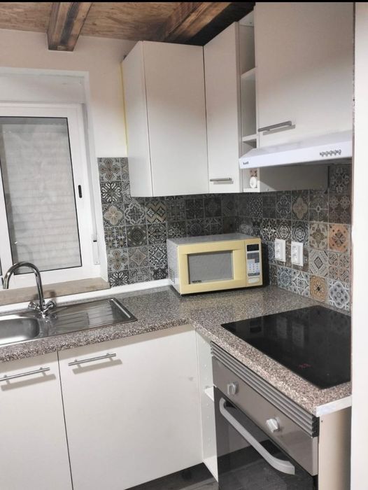 T0 com cozinha equipada