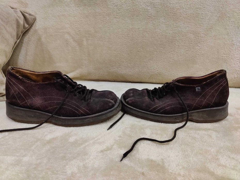 Sapatos 100% pele natural tam. 42 em bom estado