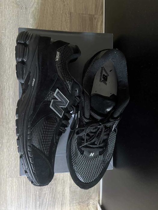 Buty Sneakersy New Balance M2002WB rozmiar-45