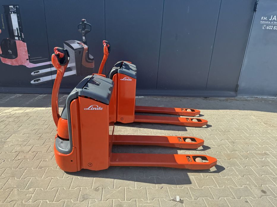 Paleciak elektryczny Linde T 16 wózek magazynowy elektryczny paleciak