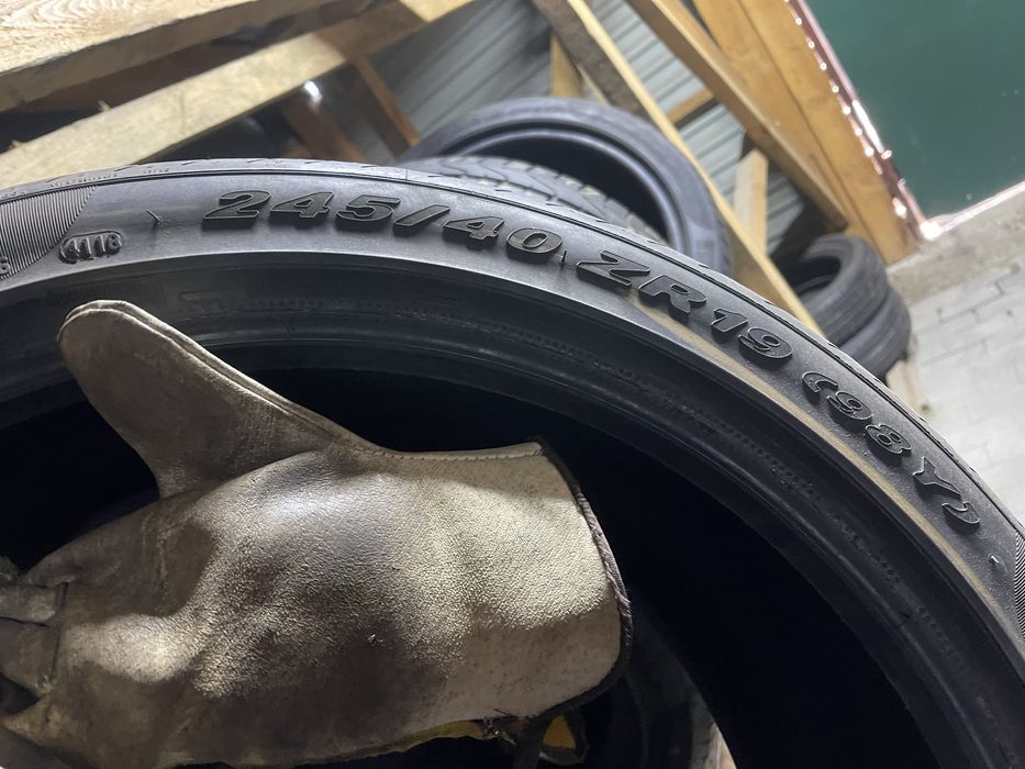 Шини літо 245/40R19 + 275/35R19 Pirelli Pzero різно широкі 4шт