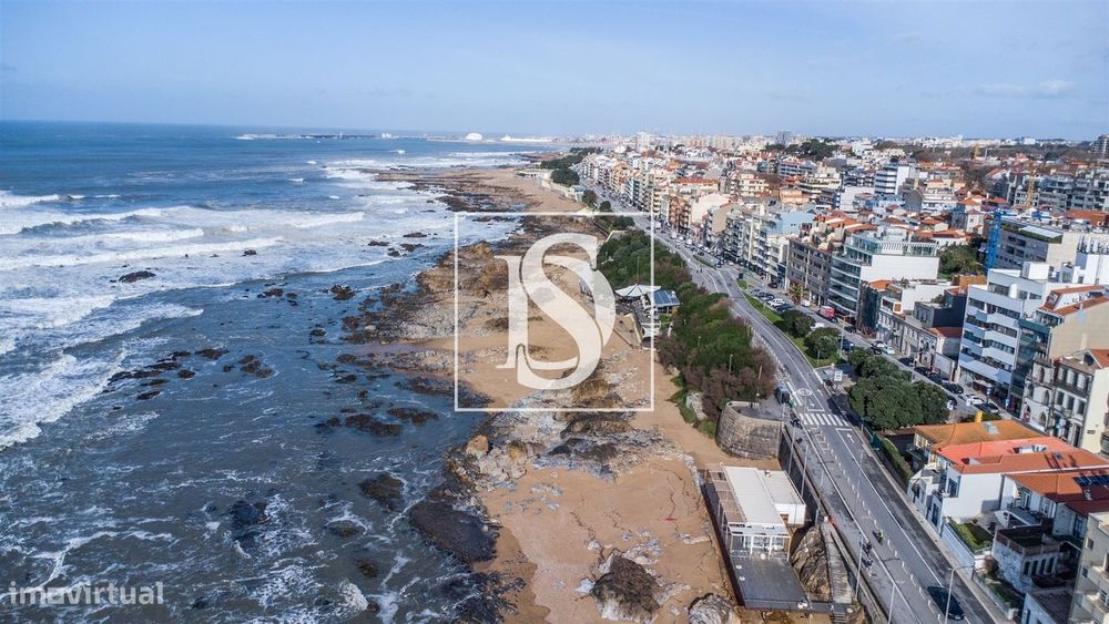 Moradia em Banda T3 Venda em Aldoar, Foz do Douro e Nevogilde,Porto