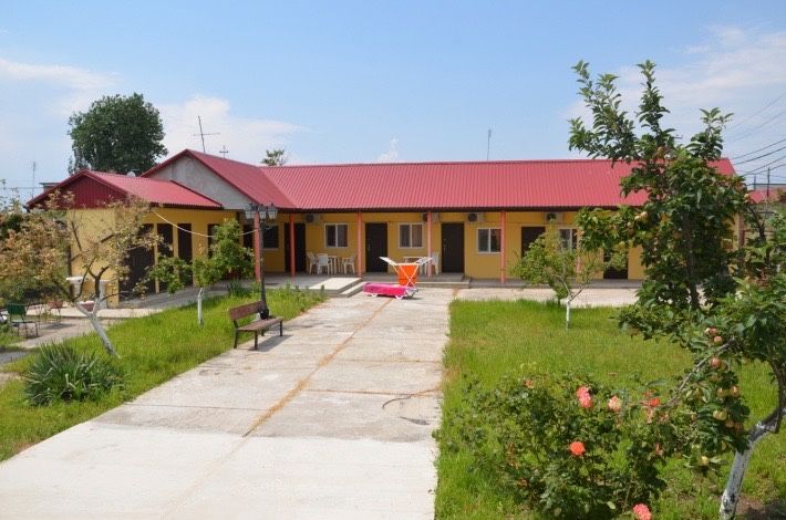 Відпочинок біля моря Каролино -Бугаз станція Сонячна