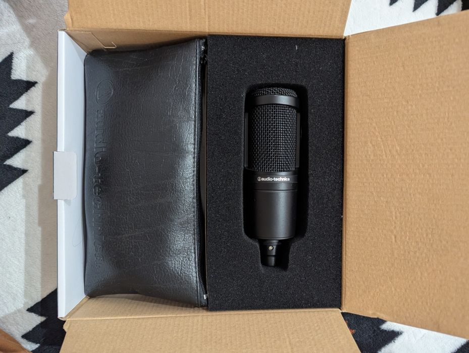 Mikrofon Audiotechnica At2020 + interfejs Behringer
