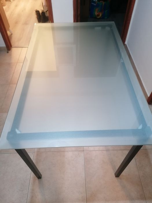 Mesa cozinha em vidro