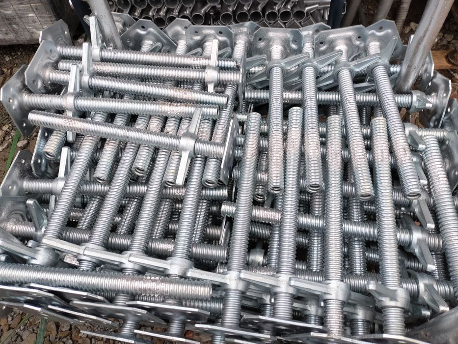 Rusztowanie systemowe 300m2 pletak