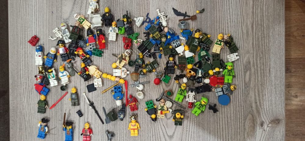 Лот мініфігурок Lego