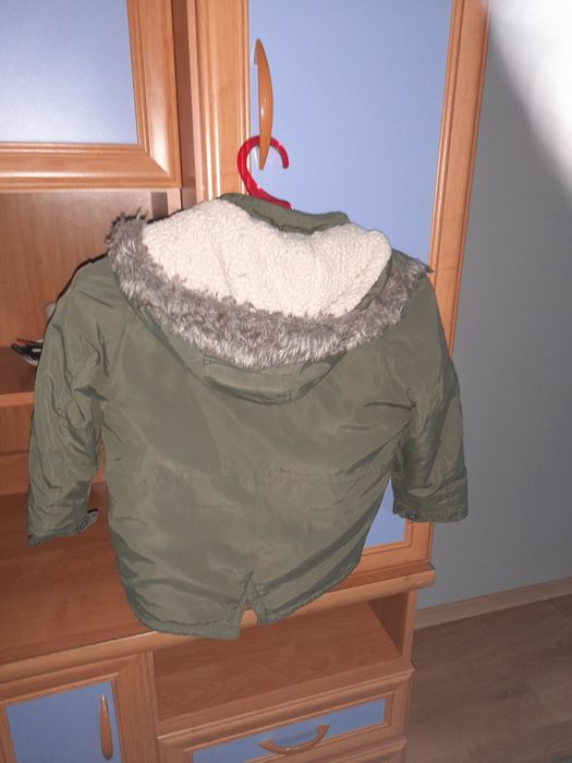 Kurtka rozmiar 5/6 lat