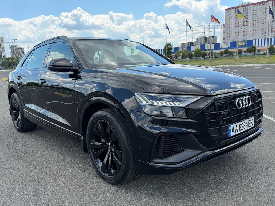 Audi Q8 55TFSi Official
