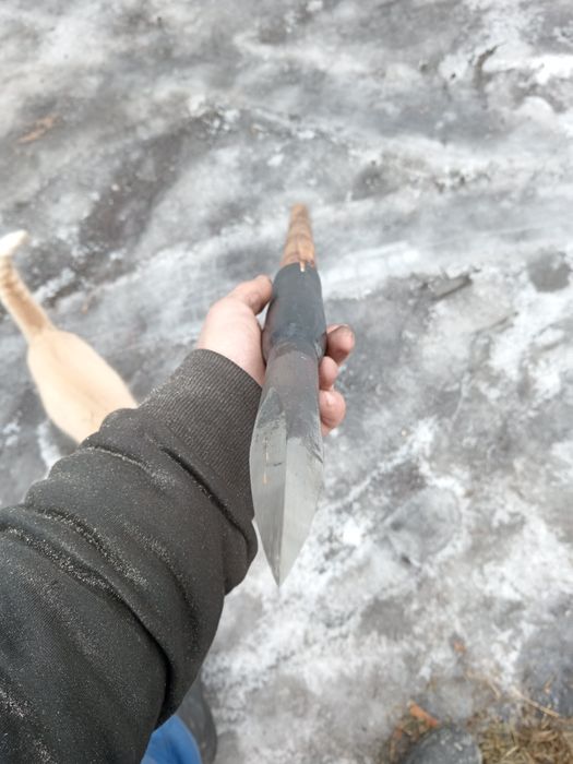 Плешня для зимової риболовлі пешня