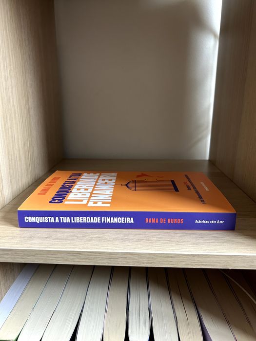 Conquista a tua liberdade financeira de Dama de Ouros