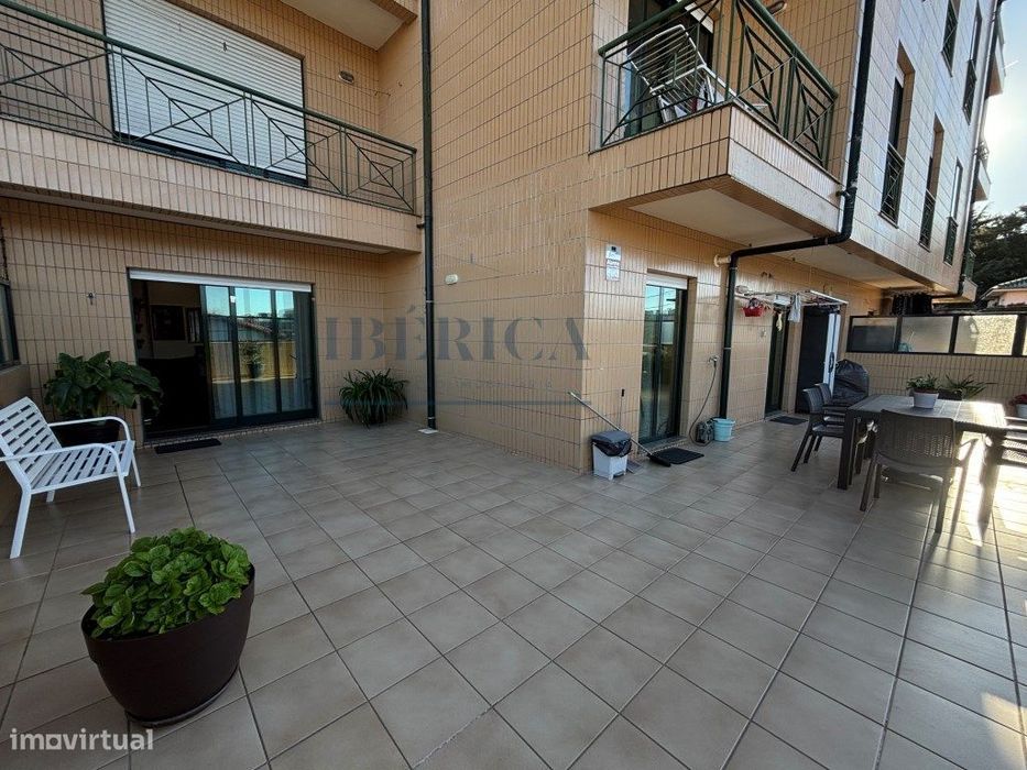 Apartamento T2 Venda Vila Nova de Gaia — Canidelo, Porto