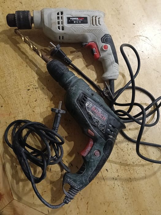2  Furadeira electrica 20€ cada um