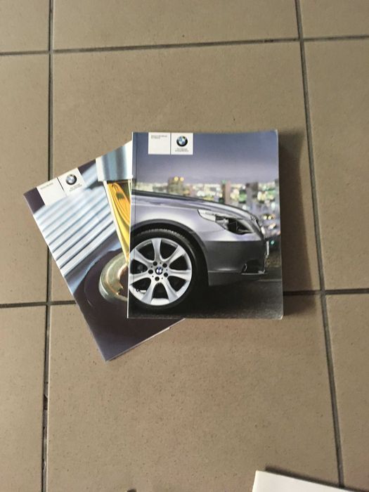 BMW E60 ksiażka instrukcja stan bdb