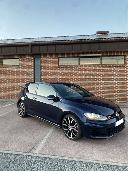 VW Golf 7 GTI Performance 230cv MANUAL | ORIGINAL