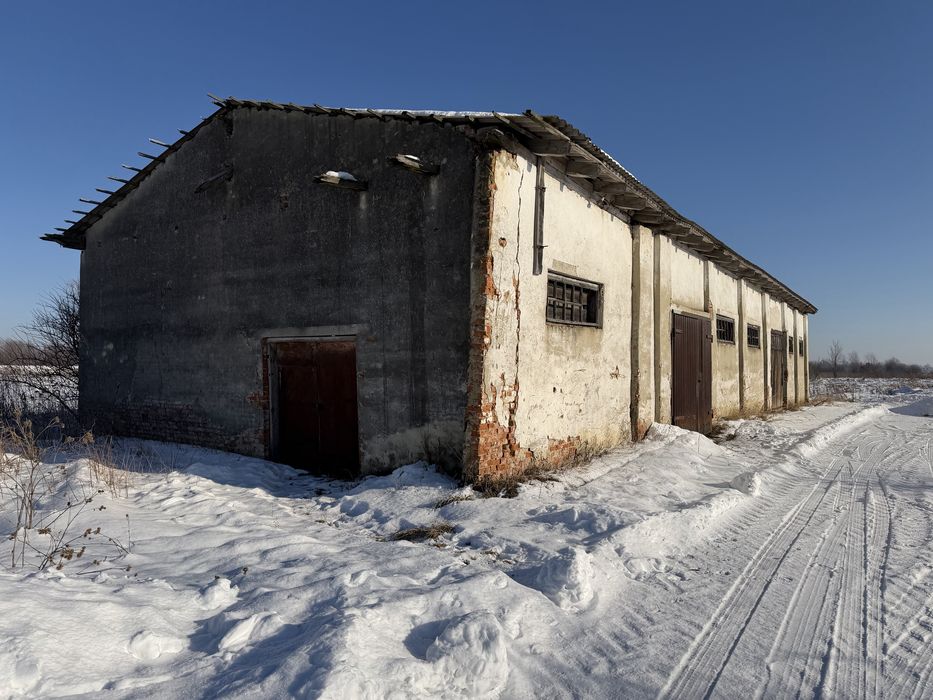 Продається складське приміщення