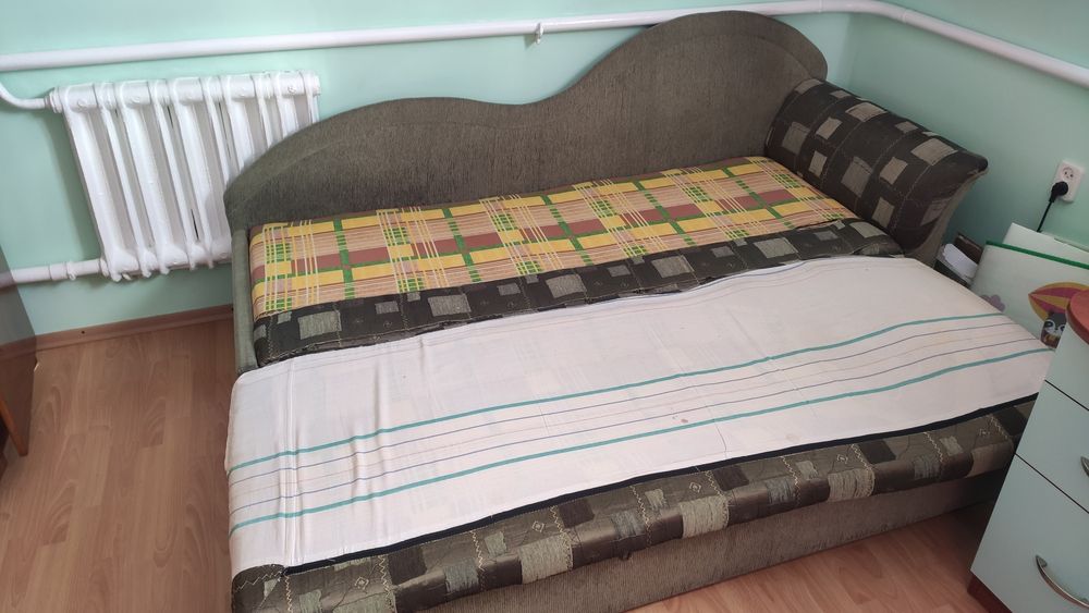 Диван розкладний двоспальний